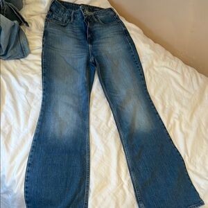 Old Navy Women's Flare Jeans in Light Blue